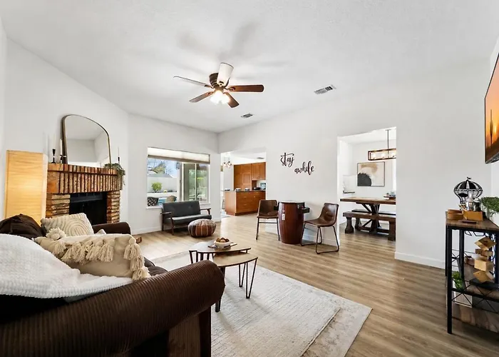 Dive In Desert - 3bd - Pool Oasis *