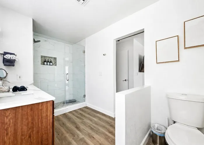Dive In Desert - 3bd - Pool Oasis Holiday home