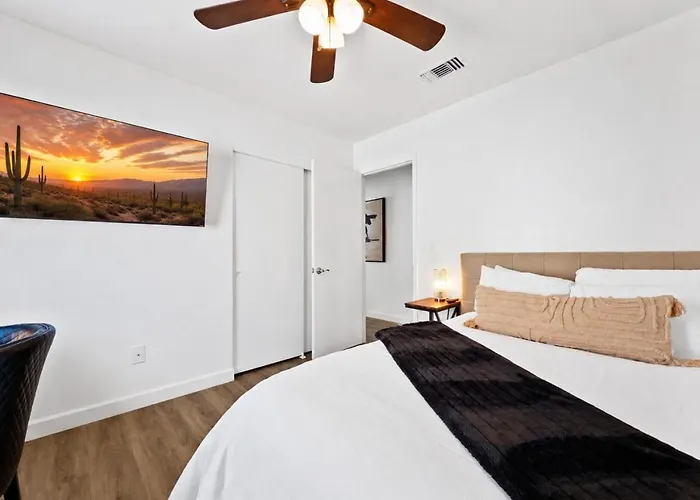 Holiday home Dive In Desert - 3bd - Pool Oasis *